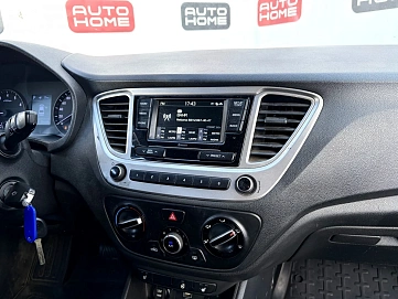 Hyundai Solaris, 2019г., передний привод, автомат