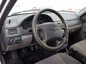 Lada (ВАЗ) Priora, 2010г, передний привод, механика
