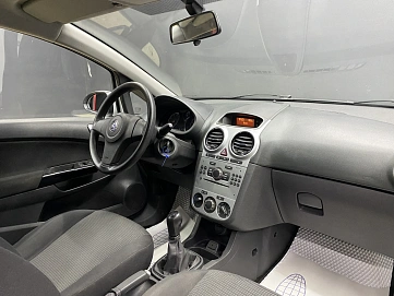 Opel Corsa, 2013г, передний привод, механика