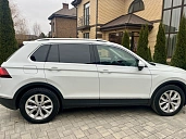 Volkswagen Tiguan, 2019г., полный привод, робот
