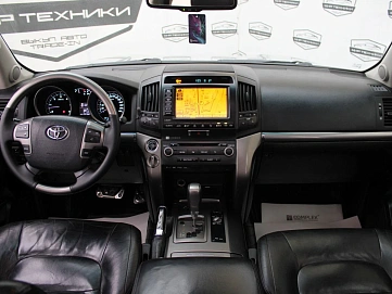 Toyota Land Cruiser, 2011г, полный привод, автомат
