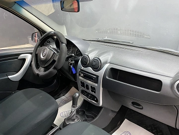Renault Logan, 2013г, передний привод, механика
