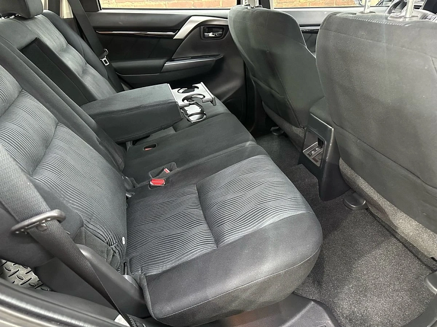 Mitsubishi Pajero Sport, 2019г., полный привод, автомат
