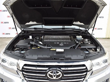 Toyota Land Cruiser, 2011г, полный привод, автомат