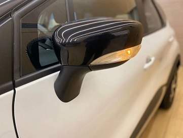 Renault Kaptur, 2022г, передний привод, вариатор