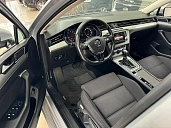 Volkswagen Passat, 2015г., передний привод, робот