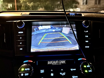 Toyota RAV4, 2017г, полный привод, вариатор