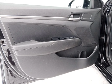 Hyundai Elantra, 2018г, передний привод, автомат