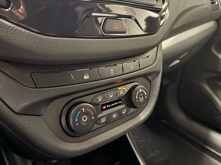 Lada (ВАЗ) Vesta, 2020г., передний привод, механика