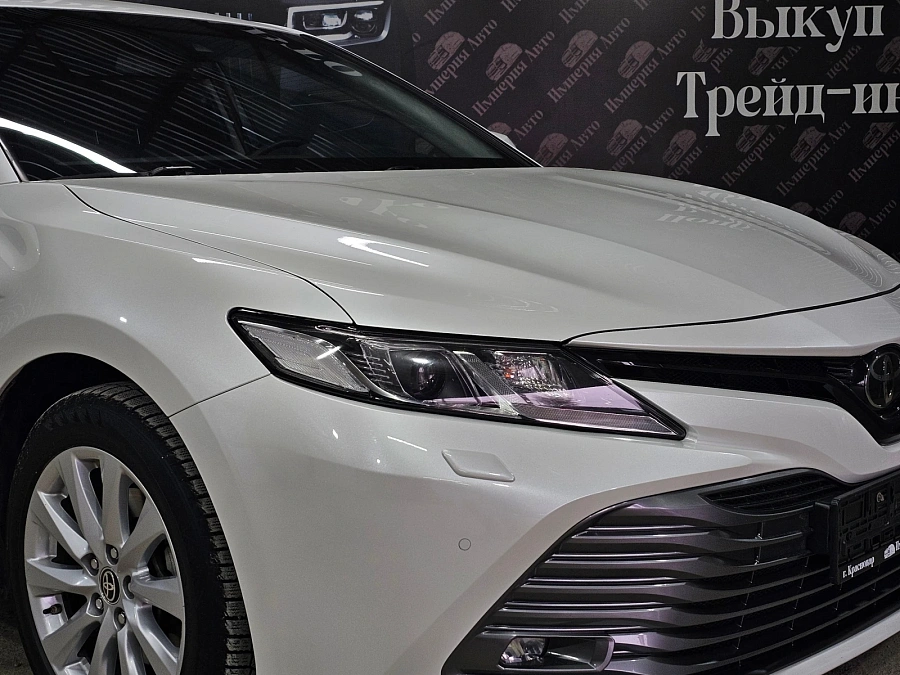 Toyota Camry, 2020г., передний привод, автомат