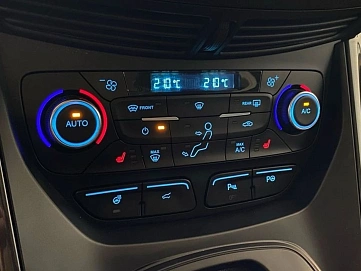 Ford Kuga, 2016г, передний привод, автомат
