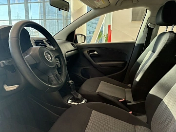 Volkswagen Polo, 2011г, передний привод, автомат
