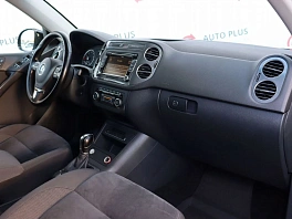 Volkswagen Tiguan, 2015г, полный привод, автомат