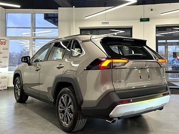 Toyota RAV4, 2025г, полный привод, вариатор