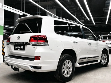Toyota Land Cruiser, 2018г, полный привод, автомат
