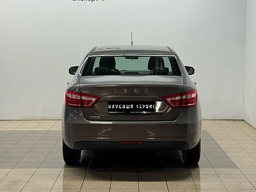 Lada (ВАЗ) Vesta, 2018г, передний привод, механика