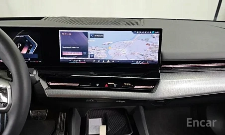 BMW 5 серии, 2024г, задний привод, автомат