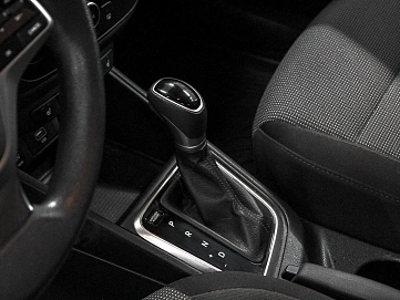 Hyundai Solaris, 2019г, передний привод, автомат