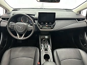 Toyota Corolla, 2021г., передний привод, вариатор