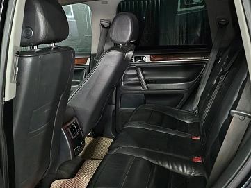 Volkswagen Touareg, 2005г., полный привод, автомат