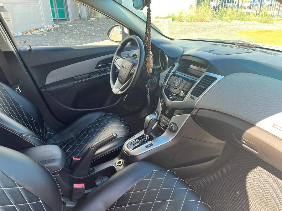 Chevrolet Cruze, 2012г., передний привод, автомат