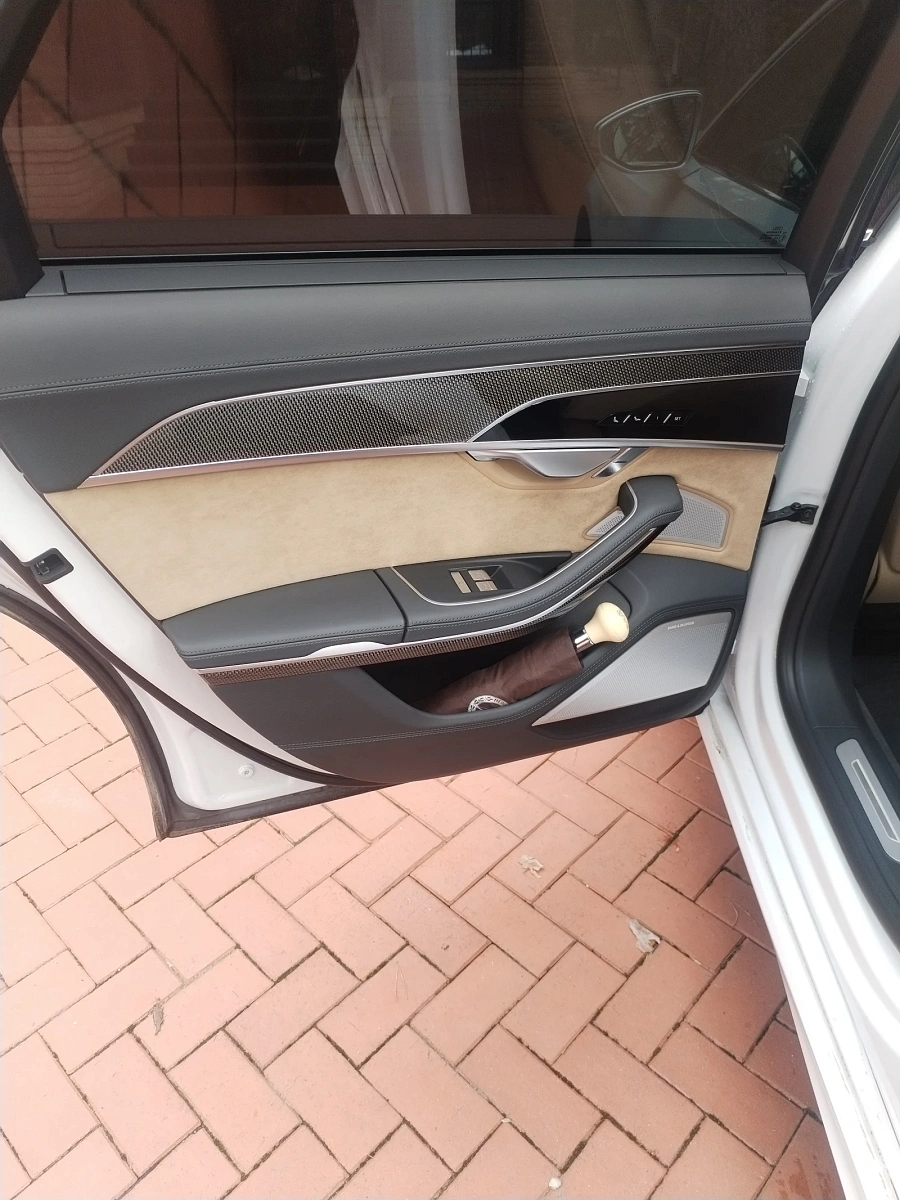 Audi S8, 2021г., полный привод, автомат