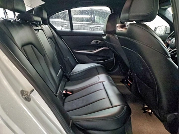 BMW 3 серии, 2023г, полный привод, автомат