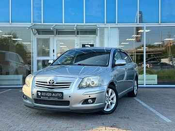 Toyota Avensis, 2008г, передний привод, автомат