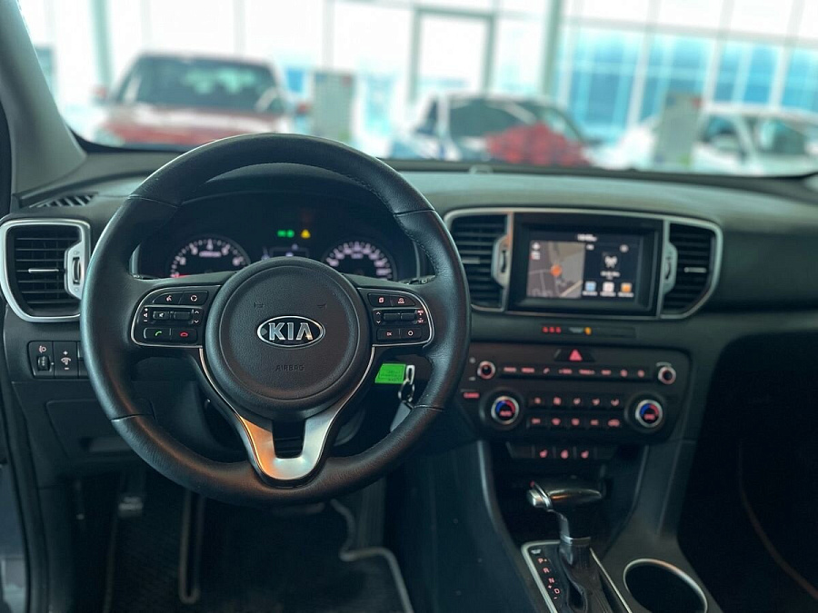 Kia Sportage, 2017г., передний привод, автомат