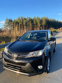 Toyota RAV4, 2013г, полный привод, вариатор
