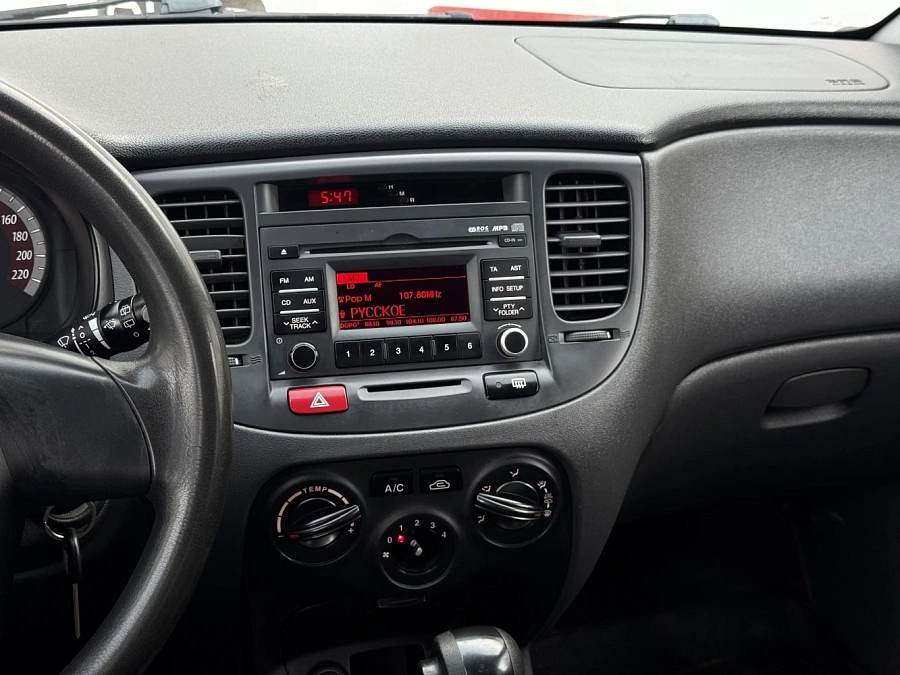 Kia Rio, 2010г., передний привод, автомат
