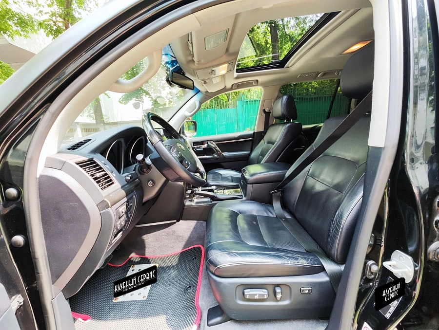 Toyota Land Cruiser, 2013г., полный привод, автомат
