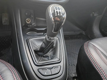 Lada (ВАЗ) Vesta, 2018г, передний привод, механика