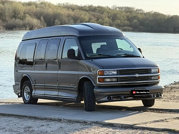 Chevrolet Express, 2001г., задний привод, автомат