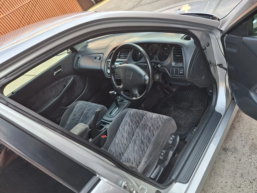 Isuzu Aska, 2001г., передний привод, автомат