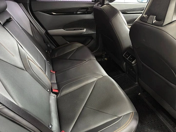 Changan UNI-V, 2023г, передний привод, робот