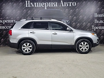 Kia Sorento, 2011г, полный привод, автомат