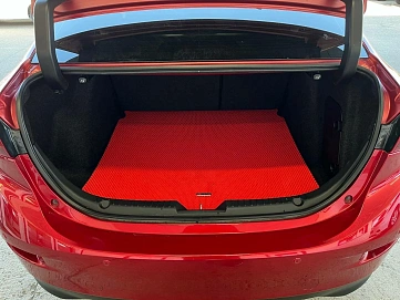 Mazda 3, 2019г, передний привод, автомат