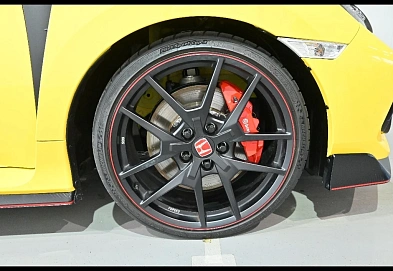 Honda Civic Type R, 2021г, передний привод, механика
