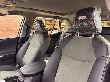 Toyota RAV4, 2025г, полный привод, вариатор