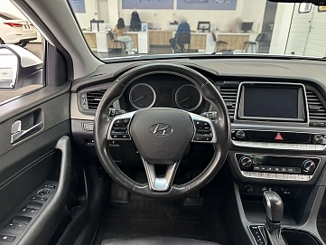 Hyundai Sonata, 2019г, передний привод, автомат