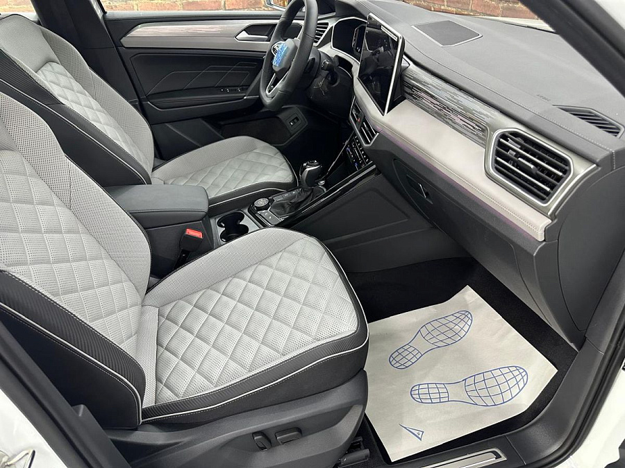 Volkswagen Tayron, 2024г., полный привод, робот