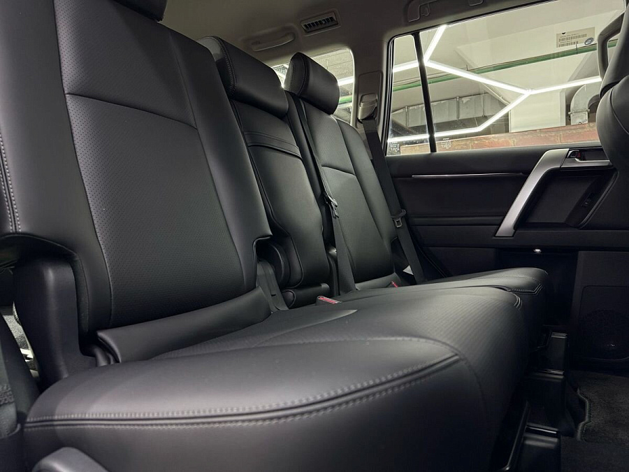 Toyota Land Cruiser Prado, 2022г., полный привод, автомат