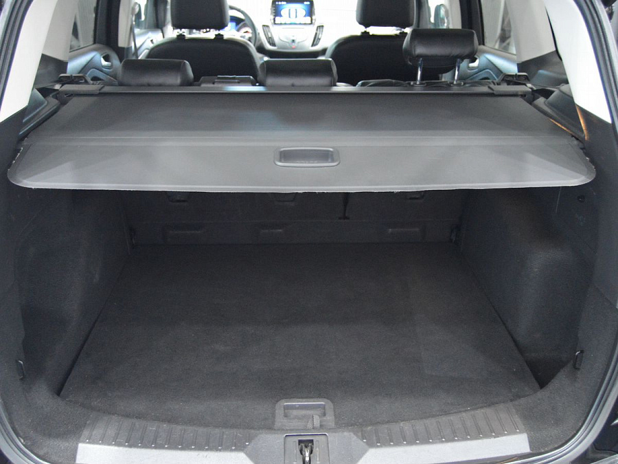 Ford Kuga, 2013г., передний привод, механика