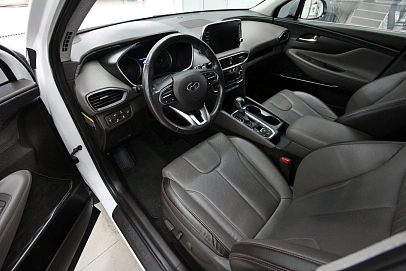 Hyundai Santa Fe, 2019г, передний привод, автомат