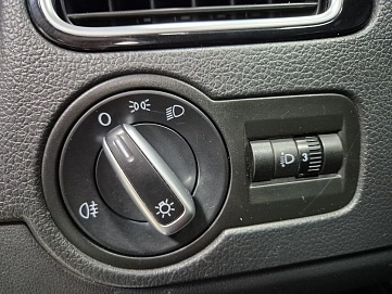 Volkswagen Polo, 2019г, передний привод, автомат