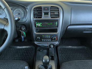 Hyundai Sonata, 2006г, передний привод, механика