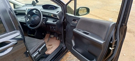 Honda Freed, 2013г, передний привод, вариатор