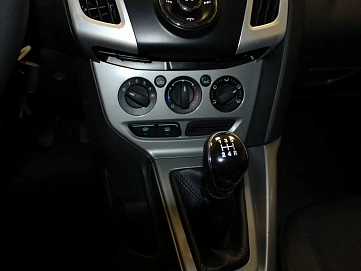 Ford Focus, 2011г, передний привод, механика