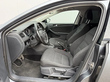 Volkswagen Jetta, 2014г, передний привод, робот